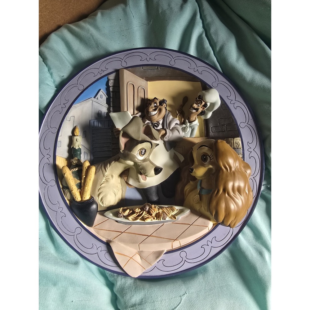 Vintage Disney 3D Lady and the Tramp Limited Edition Plate Bella Notte